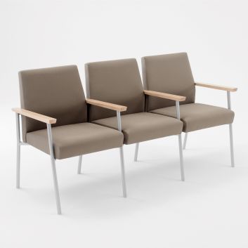 MG3803G7_mystic_guest_3_seats_w__center_arms.jpg